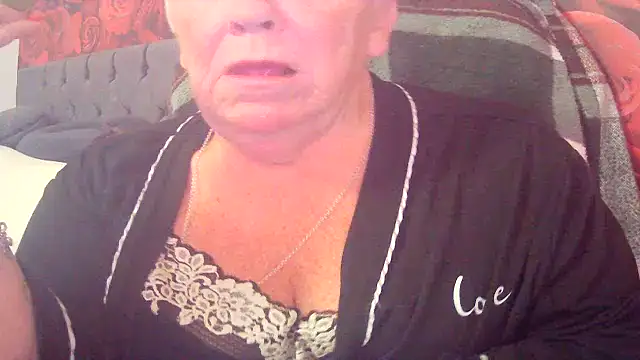 Playful MILF Demi online show from June 10, 2026, 9:43 am
