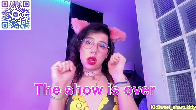 Sweet-SharoKitty online show from May 23, 2026, 6:40 pm
