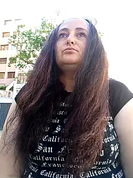 Bella 862 online show from May 12, 2026, 9:04 am