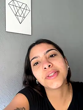 liz maciel online show from October 7, 2025, 1:01 pm