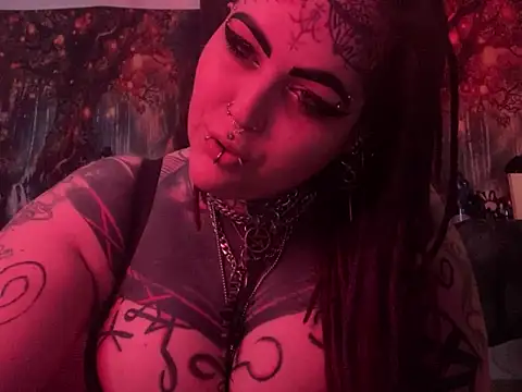 nyxvelon online show from February 17, 2026, 9:56 pm