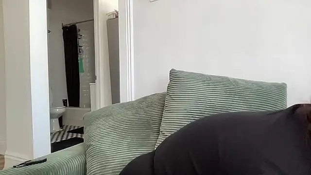 lilithsbetrayal online show from November 5, 2025, 7:39 pm