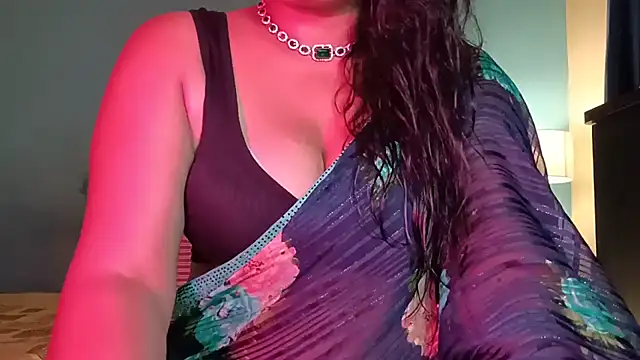 horny milf couple online show from August 1, 2026, 3:10 pm
