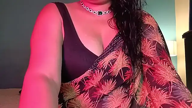 horny milf couple online show from July 21, 2026, 7:15 pm