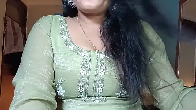 horny milf couple online show from June 15, 2026, 9:03 pm
