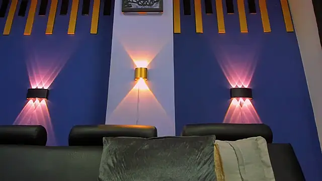 imsammytop online show from October 31, 2025, 11:18 am