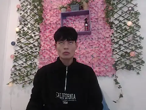 Snapshot of alex_russo__ chatting on October 16, 2025, 3:48 am alex russo online show from October 16, 2025, 3:48 am