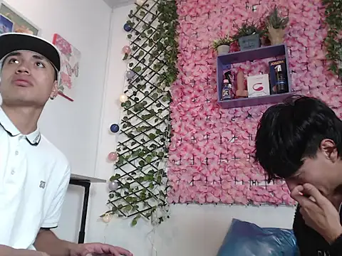 Snapshot of alex_russo__ chatting on October 19, 2025, 4:04 am alex russo online show from October 19, 2025, 4:04 am