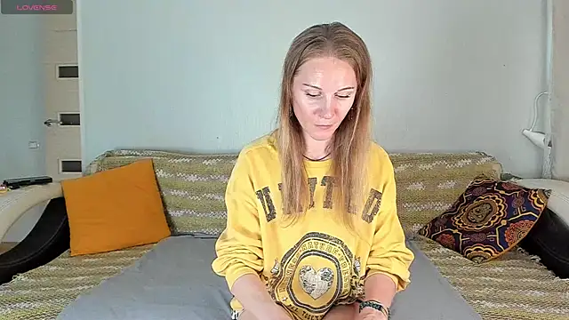Amalia Mio online show from June 25, 2026, 8:52 am