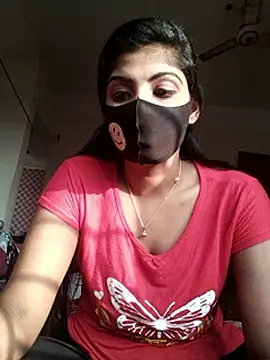 Queen-Any online show from December 22, 2025, 9:53 am