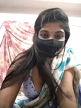 Queen-Any online show from October 6, 2025, 3:13 pm