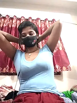 Queen-Any online show from October 7, 2025, 6:09 pm