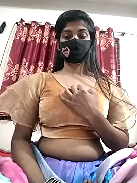 Queen-Any online show from December 20, 2025, 8:22 pm