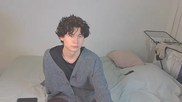 Cute Mike online show from February 5, 2026, 9:38 am