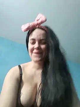 Stefaniyaxq online show from February 3, 2026, 11:26 am