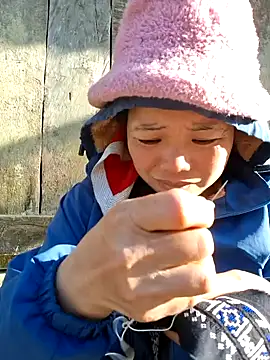 Snapshot of miomio-12 chatting on February 21, 2026, 9:33 am miomio-12 online show from February 21, 2026, 9:33 am