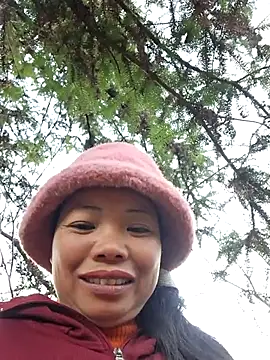 miomio-12 online show from November 30, 2025, 10:05 am