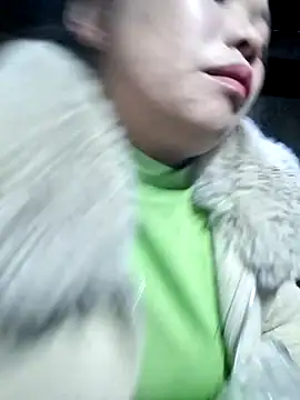 Snapshot of miomio-12 chatting on March 21, 2026, 2:10 pm miomio-12 online show from March 21, 2026, 2:10 pm