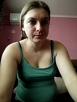 OksiLoverx online show from February 18, 2026, 7:39 am