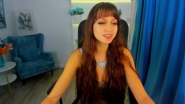 TiffanyYounge online show from November 27, 2025, 8:20 pm