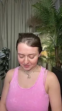 ThelmaJusto online show from March 19, 2026, 3:45 pm