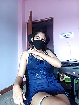 hotgirlriya online show from February 3, 2026, 7:02 am