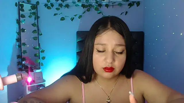 KOREN JALAA online show from February 15, 2025, 8:45 pm