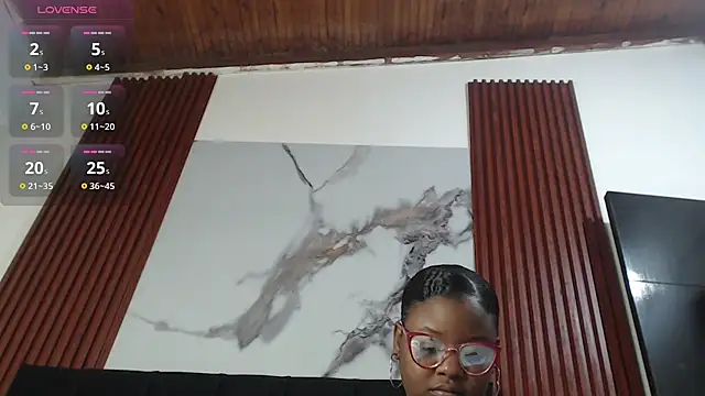 Kim Browns online show from July 11, 2026, 2:45 am