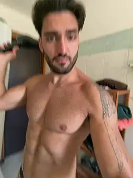 Al3xox02 online show from June 10, 2026, 10:38 am