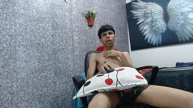 sexyboys cutex18 online show from October 20, 2025, 4:14 am