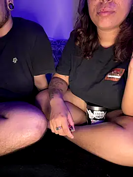 Snapshot of casalqueer chatting on October 19, 2025, 3:42 am casalqueer online show from October 19, 2025, 3:42 am