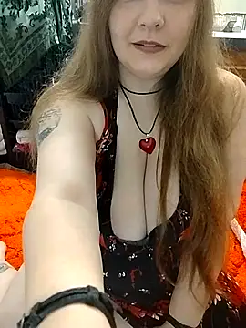 Snapshot of AugustRayn chatting on March 8, 2026, 9:07 pm AugustRayn online show from March 8, 2026, 9:07 pm