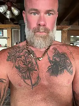 Muscledick40 online show from July 17, 2026, 5:43 pm