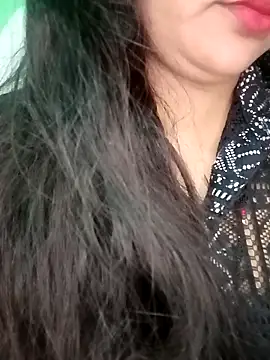 Rashmi 011 online show from December 15, 2025, 8:31 am