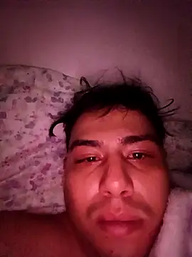 Martinandres777 online show from February 8, 2026, 12:03 pm