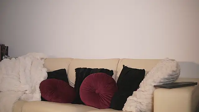 Snapshot of GiaInked chatting on March 19, 2026, 6:08 pm GiaInked online show from March 19, 2026, 6:08 pm