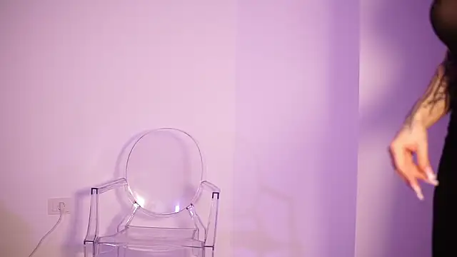 GiaInked online show from February 1, 2026, 5:38 am