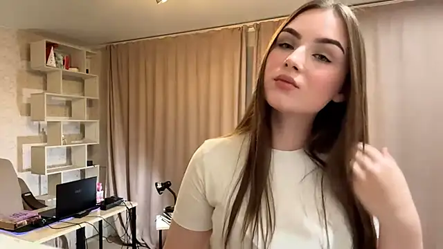 RinaModel online show from October 6, 2025, 6:08 pm