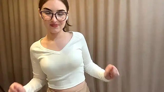 RinaModel online show from October 8, 2025, 6:08 pm