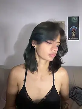 sukulaurens online show from June 26, 2026, 4:07 am