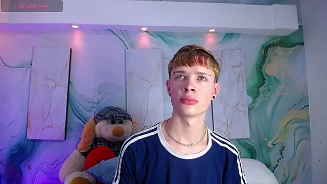 JackFrosst online show from May 5, 2026, 1:03 pm