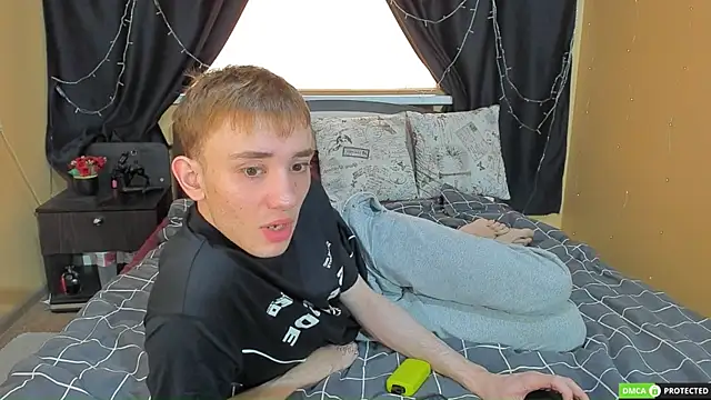 felixcurt69 online show from May 10, 2026, 7:34 am