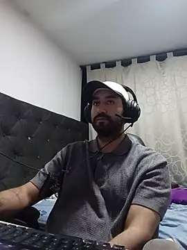 coolfriki online show from May 16, 2026, 1:48 am