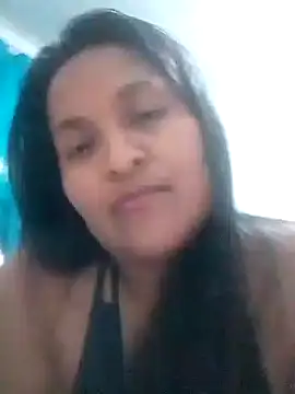 lucia00xx online show from October 8, 2025, 11:49 pm