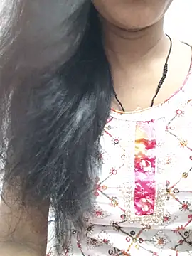 anjali2351 online show from May 25, 2026, 7:18 am