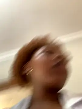 Scarlettxx21 online show from November 13, 2025, 1:04 pm