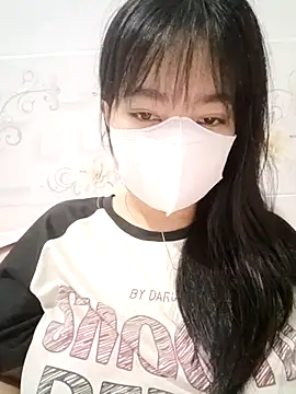 Snapshot of Xuka203 chatting on March 9, 2026, 1:47 pm Xuka203 online show from March 9, 2026, 1:47 pm