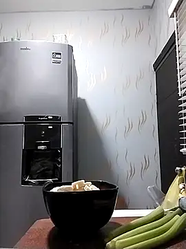 Snapshot of Lollysmile26 chatting on October 19, 2025, 2:25 am Lollysmile26 online show from October 19, 2025, 2:25 am