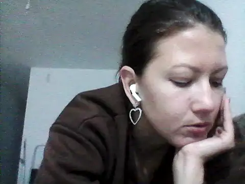 Snapshot of Karivane chatting on March 26, 2026, 2:54 am Karivane online show from March 26, 2026, 2:54 am