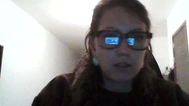 Snapshot of Karivane chatting on March 13, 2026, 12:15 am Karivane online show from March 13, 2026, 12:15 am